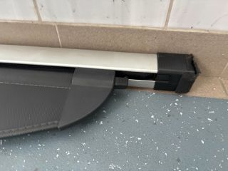 bontott KIA SPORTAGE Csomagtér Roló