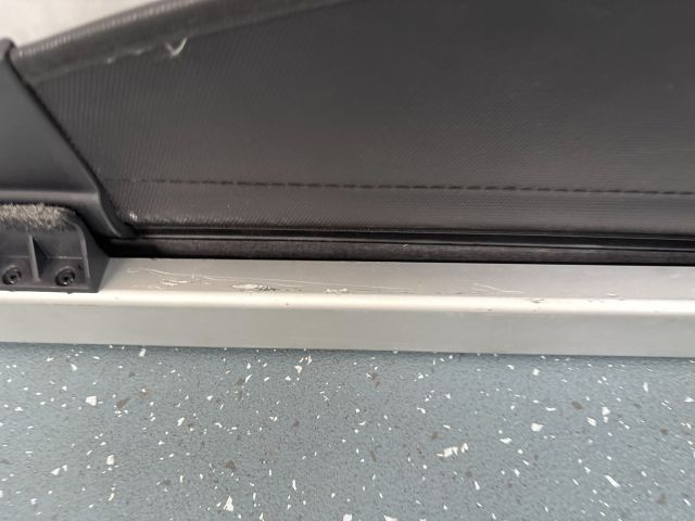 bontott KIA SPORTAGE Csomagtér Roló