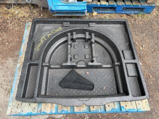 bontott KIA SPORTAGE Csomagtér Tálca