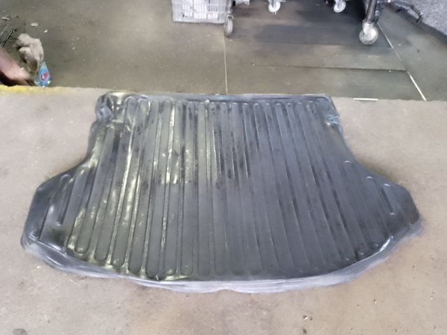 bontott KIA SPORTAGE Csomagtér Tálca