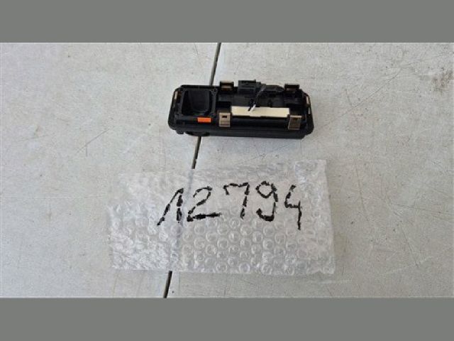 bontott KIA SPORTAGE Csomagtérajtó Ajtóbehúzó