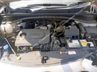 bontott KIA SPORTAGE Csomagtérajtó Jobb Zsanér