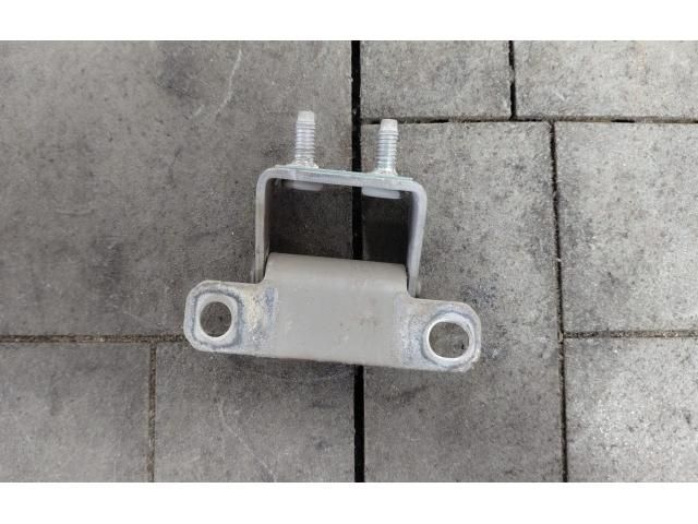 bontott KIA SPORTAGE Csomagtérajtó Jobb Zsanér