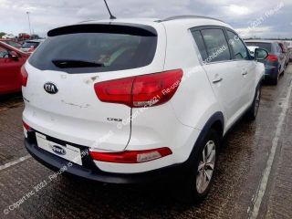 bontott KIA SPORTAGE Csomagtérajtó Jobb Zsanér