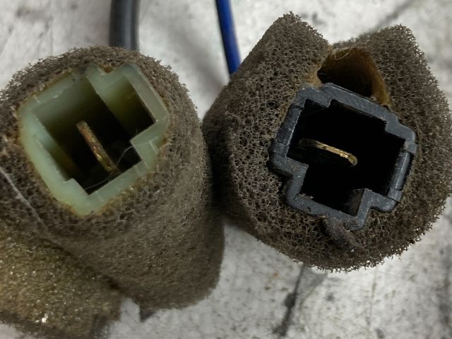 bontott KIA SPORTAGE Csomagtérajtó Zárszerkezet