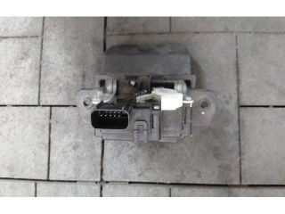 bontott KIA SPORTAGE Csomagtérajtó Zárszerkezet