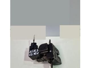 bontott KIA SPORTAGE Csomagtérajtó Zárszerkezet