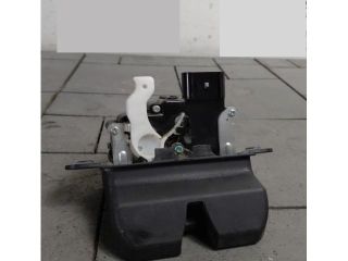 bontott KIA SPORTAGE Csomagtérajtó Zárszerkezet