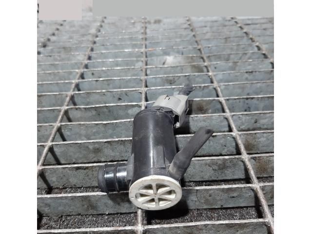 bontott KIA SPORTAGE Első Ablakmosó Szivattyú