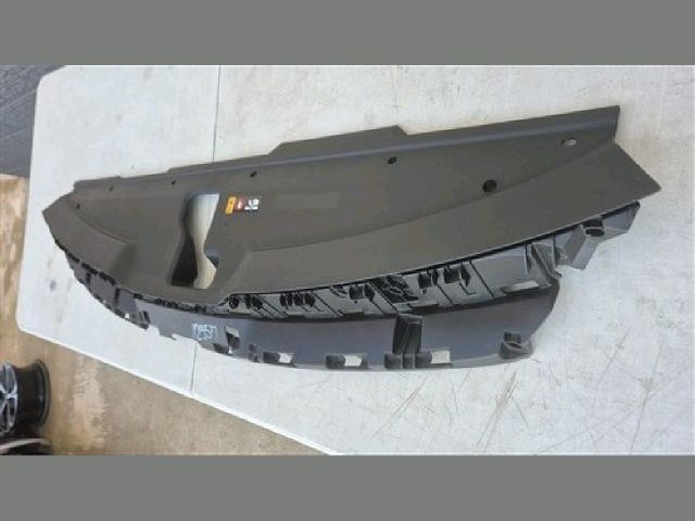 bontott KIA SPORTAGE Első Lökhárító Díszléc