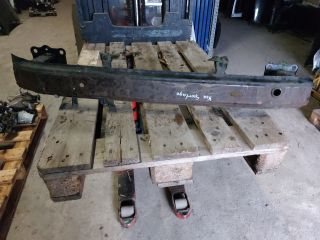 bontott KIA SPORTAGE Első Lökhárító Merevítő (Fém)