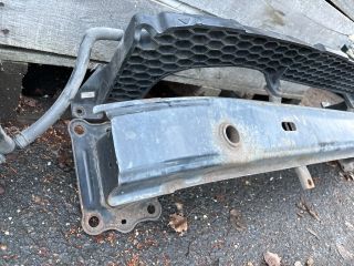 bontott KIA SPORTAGE Első Lökhárító Merevítő (Fém)