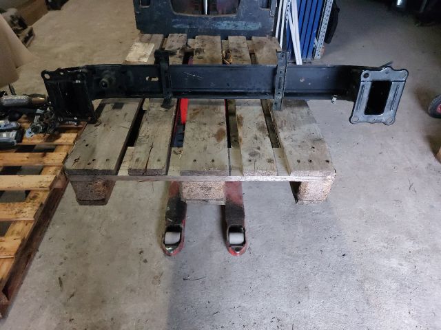 bontott KIA SPORTAGE Első Lökhárító Merevítő (Fém)