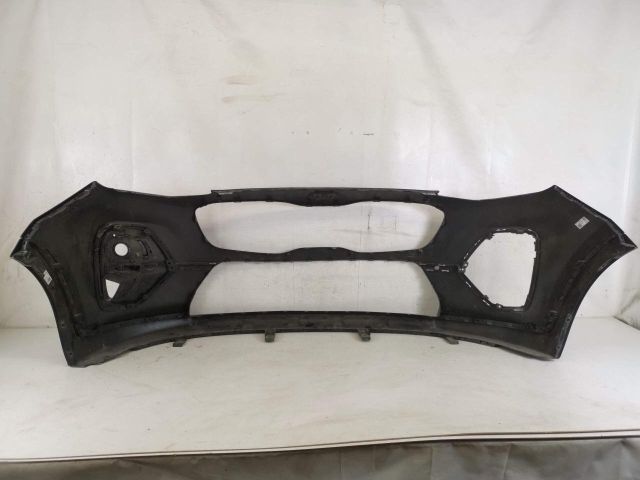 bontott KIA SPORTAGE Első Lökhárító (Részeivel)