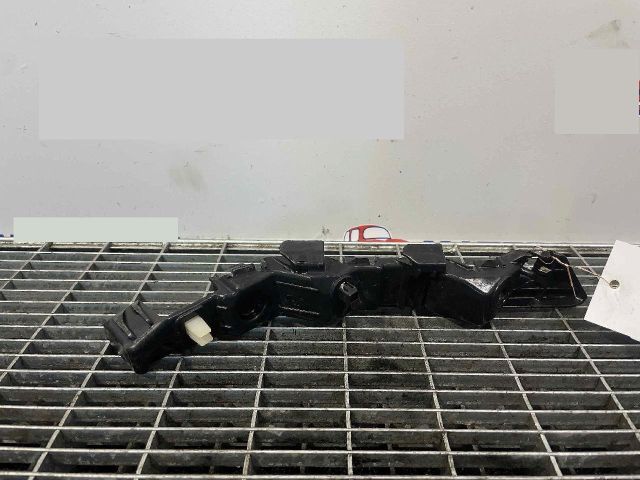 bontott KIA SPORTAGE Első Lökhárító Tartó Felső