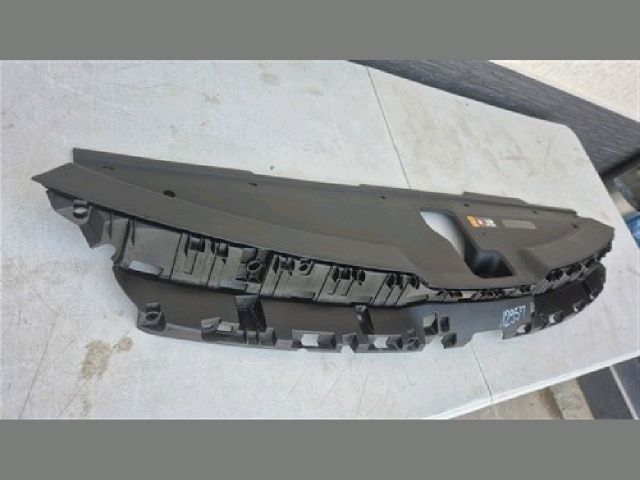 bontott KIA SPORTAGE Első Lökhárító Tartó Felső