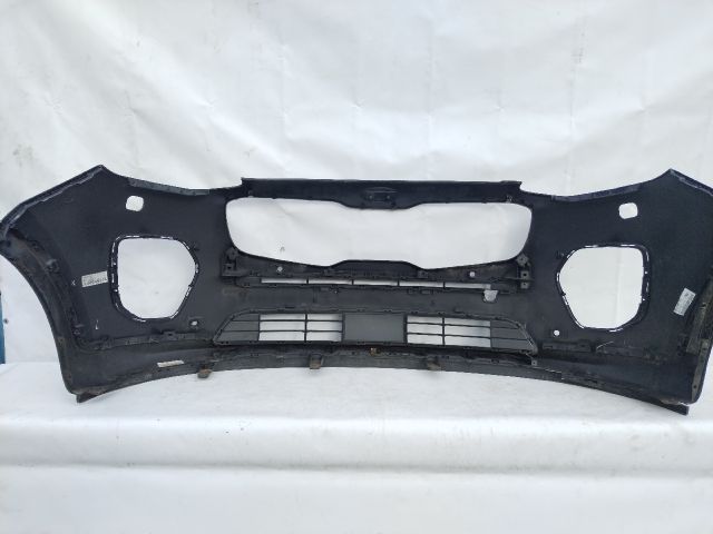 bontott KIA SPORTAGE Első Lökhárító (Üresen)