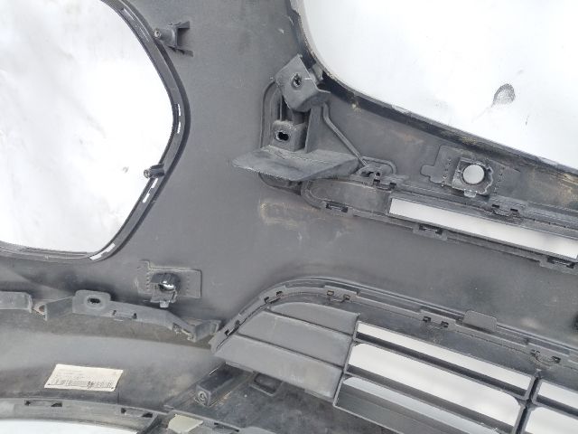 bontott KIA SPORTAGE Első Lökhárító (Üresen)