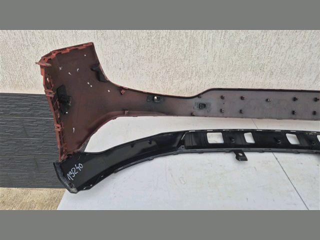 bontott KIA SPORTAGE Első Lökhárító (Üresen)