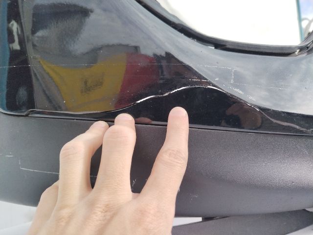 bontott KIA SPORTAGE Első Lökhárító (Üresen)