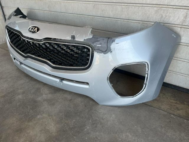 bontott KIA SPORTAGE Első Lökhárító (Üresen)