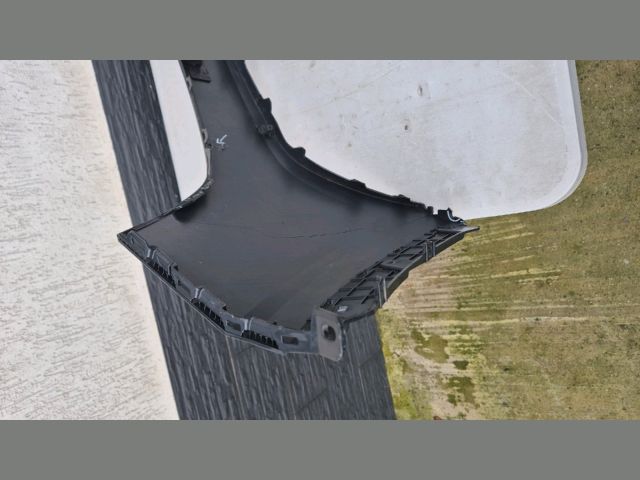 bontott KIA SPORTAGE Első Lökhárító (Üresen)