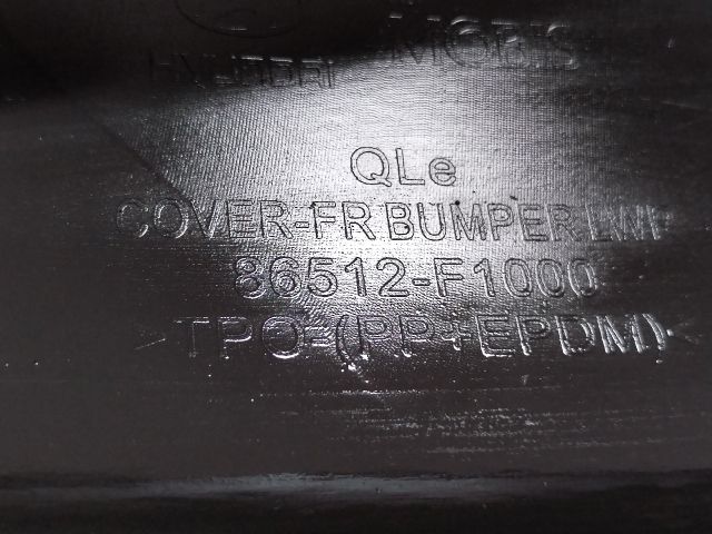 bontott KIA SPORTAGE Első Lökhárító (Üresen)