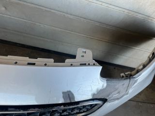 bontott KIA SPORTAGE Első Lökhárító (Üresen)