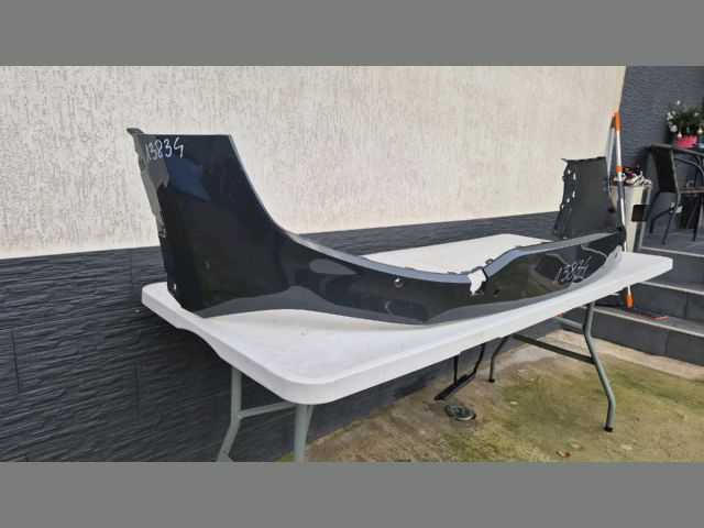 bontott KIA SPORTAGE Első Lökhárító (Üresen)