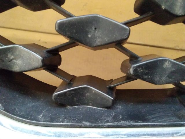 bontott KIA SPORTAGE Első Lökhárító (Üresen)