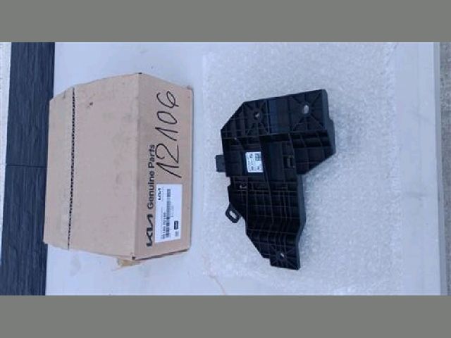 bontott KIA SPORTAGE Első Parkolóradar Kijelző