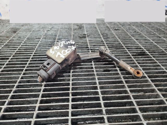 bontott KIA SPORTAGE Első Xenon Szintszabályzó Jeladó