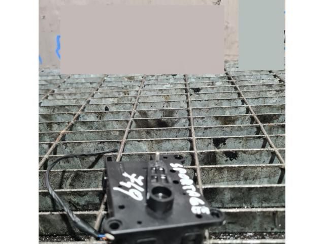 bontott KIA SPORTAGE Első Xenon Szintszabályzó Jeladó