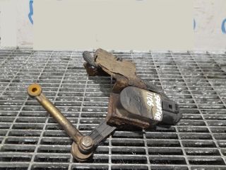 bontott KIA SPORTAGE Első Xenon Szintszabályzó Jeladó