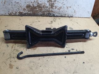 bontott KIA SPORTAGE Emelő