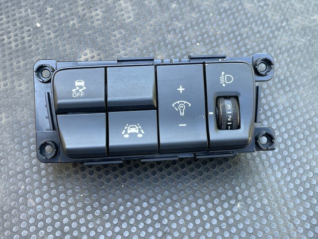 bontott KIA SPORTAGE Fényszórómagasság Állító Kapcsoló