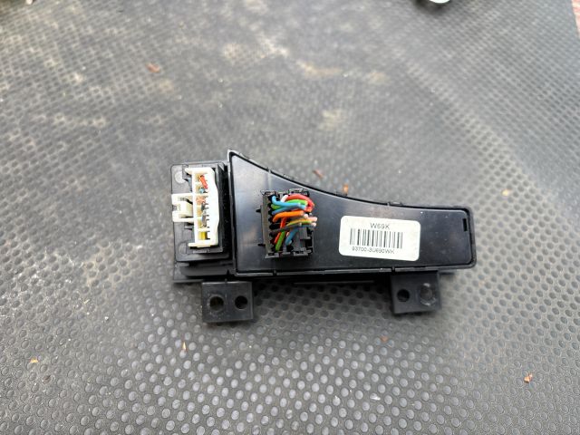 bontott KIA SPORTAGE Fényszórómagasság Állító Kapcsoló