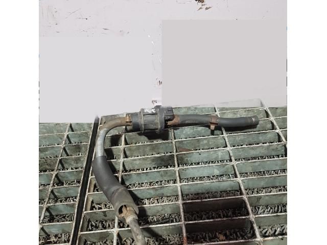 bontott KIA SPORTAGE Fűtéscsap