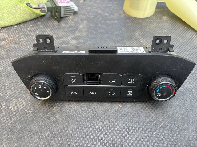 bontott KIA SPORTAGE Fűtéskapcsoló (manuális klímás)