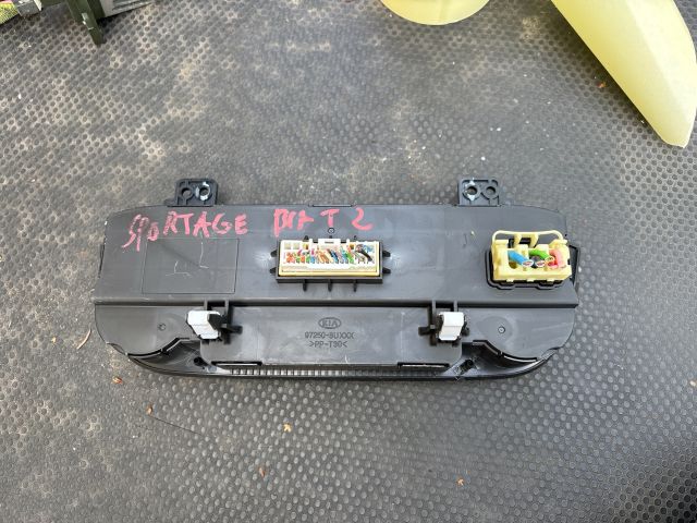 bontott KIA SPORTAGE Fűtéskapcsoló (manuális klímás)