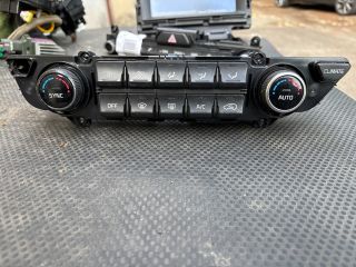 bontott KIA SPORTAGE Fűtéskapcsoló (manuális klímás)