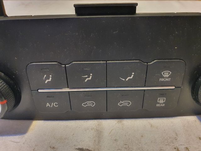 bontott KIA SPORTAGE Fűtéskapcsoló (manuális klímás)