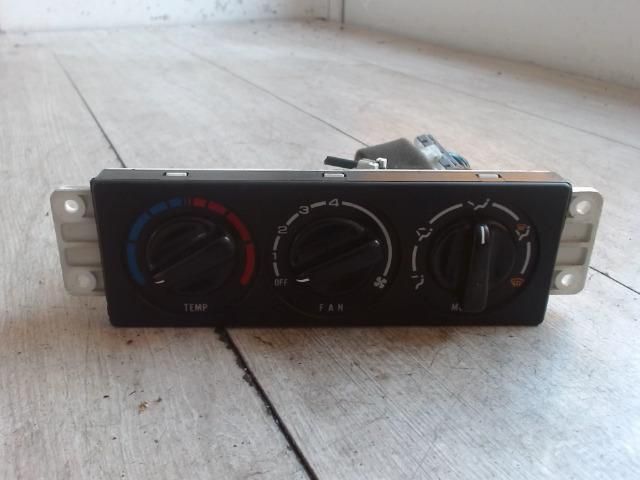 bontott KIA SPORTAGE Fűtéskapcsoló