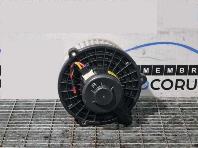 bontott KIA SPORTAGE Fűtőmotor (Klímás)