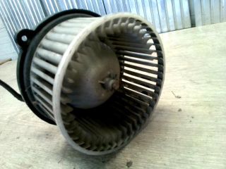 bontott KIA SPORTAGE Fűtőmotor (Klímás)