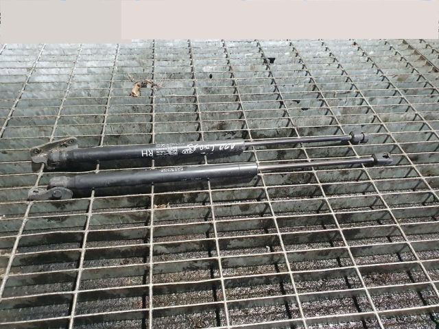 bontott KIA SPORTAGE Gázrugós Kitámasztó Teleszkóp Csomagtérajtó (Pozíciófüggetlen)