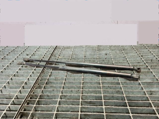 bontott KIA SPORTAGE Gázrugós Kitámasztó Teleszkóp Csomagtérajtó (Pozíciófüggetlen)