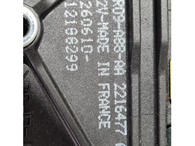 bontott KIA SPORTAGE Hátsó Ablaktörlő Motor