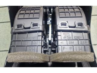 bontott KIA SPORTAGE Hátsó középső Szellőző