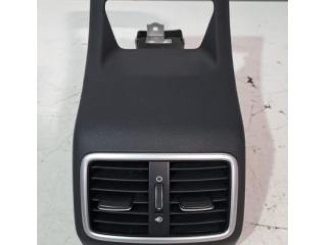 bontott KIA SPORTAGE Hátsó középső Szellőző